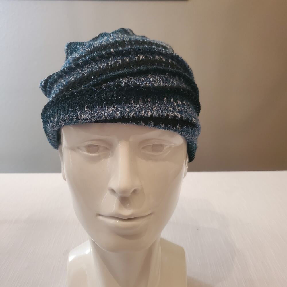Womens Blue Black Striped Slouchy Knit Beanie Hat Winter Skull Cap Soft Warm OS